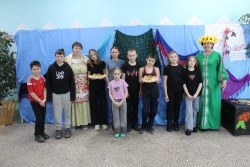 В посёлке Углицкий свято чтят народные традиции и потому они не могли обойти стороной такой праздник, как Жаворонки