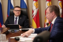 Алексей Текслер принял участие в окружном совещании полпреда Президента РФ в УрФО Владимира Якушева
