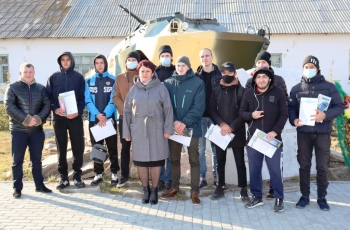 В Чесме призывников торжественно проводили в армию