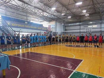 Борьба за казачий кубок: в Чесме провели межмуниципальные соревнования по волейболу