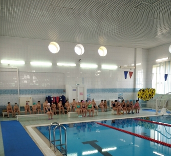 На базе ФОК &laquo;Спарта&raquo; состоялись промежуточные соревнования по плаванию