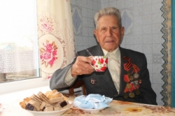 С днём рождения, Иван Андреевич!